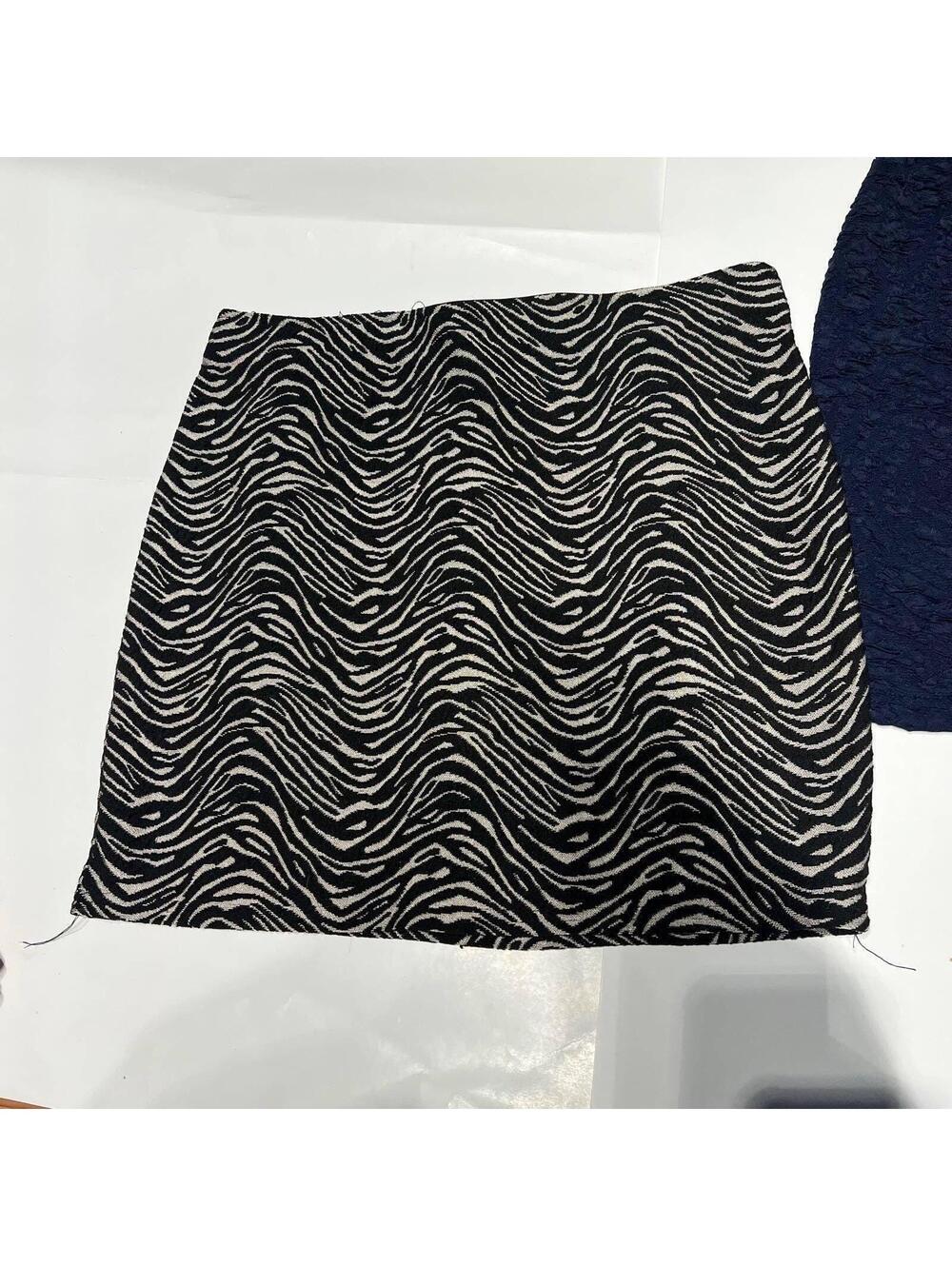 Mini Skirt bundle - Picture 6 of 9